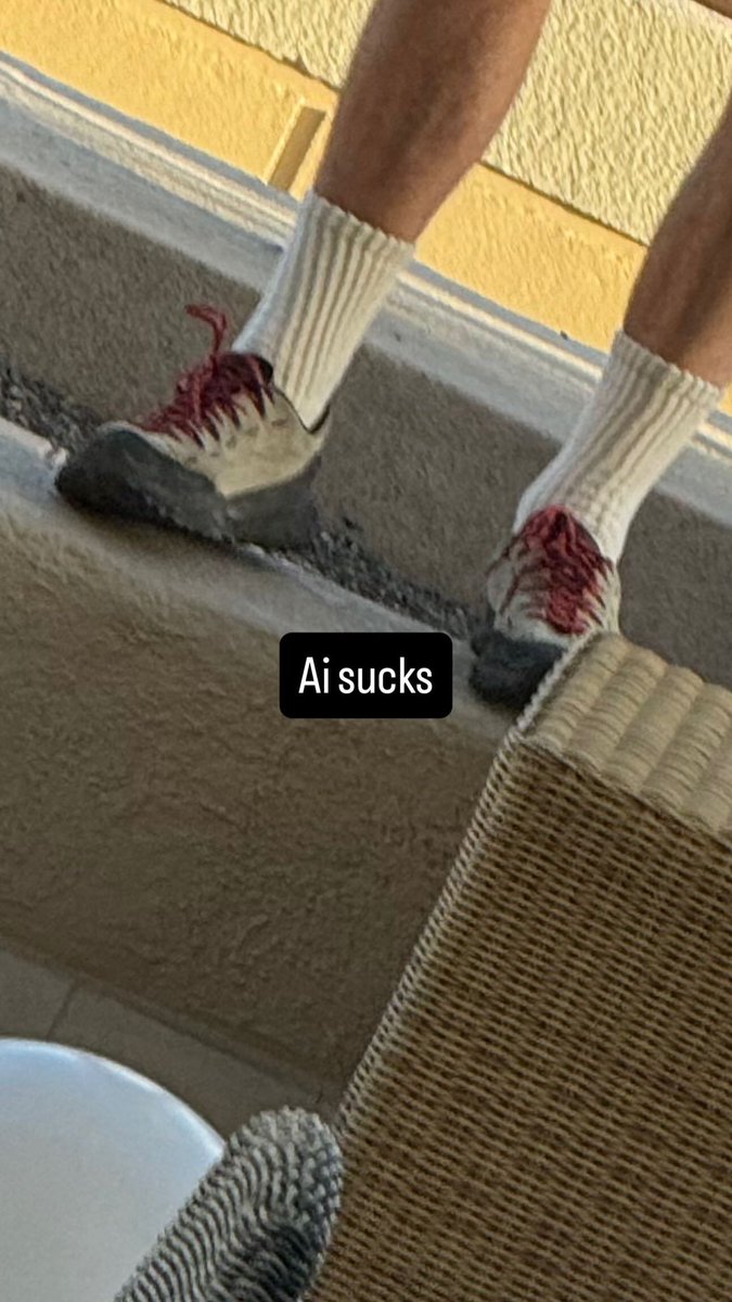 Djo Source tweet media