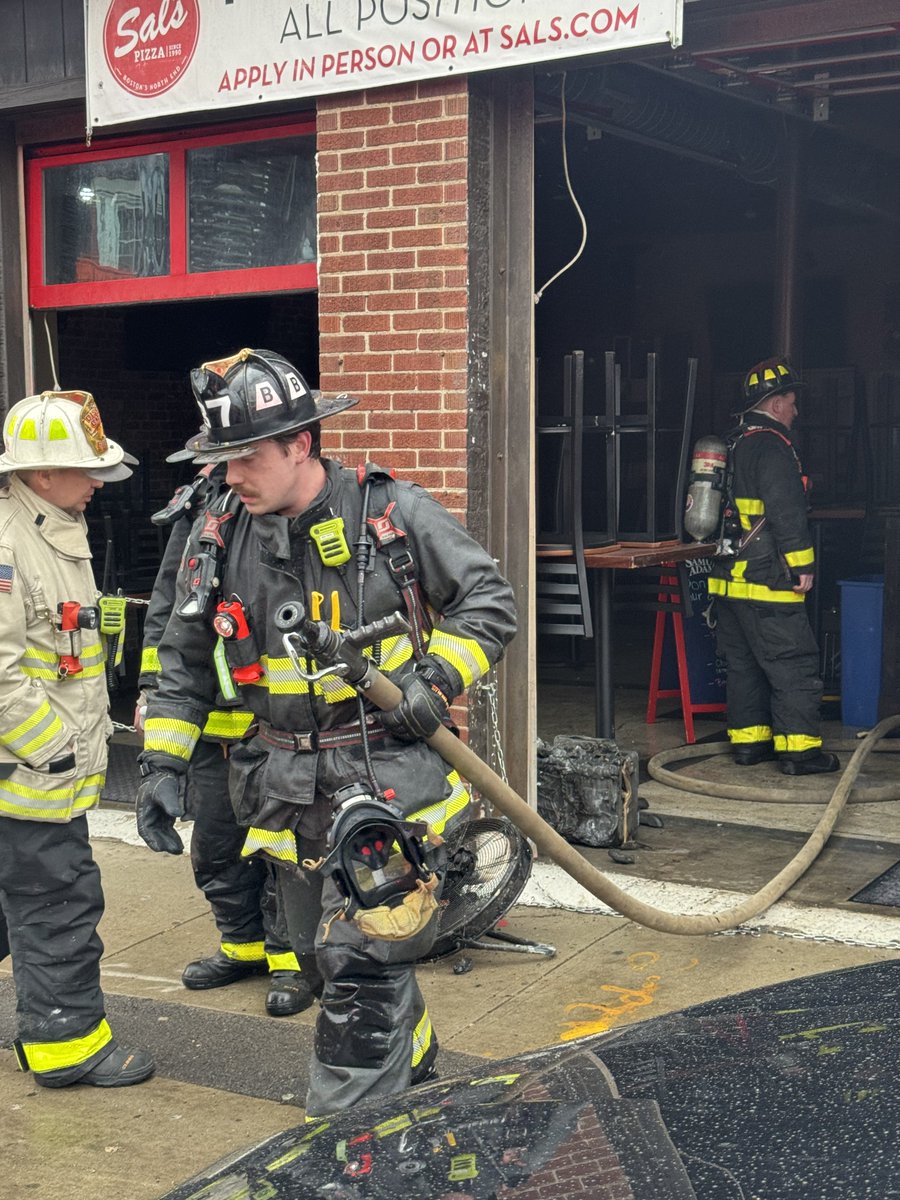 Boston Fire Dept. tweet media