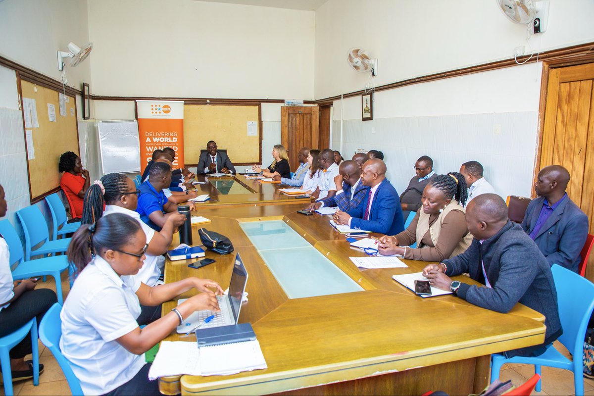 UNFPAUganda's tweet image. Day 1 of the UNFPA EYE Universal Programme mission in the Busoga sub-region began with a courtesy call to Kamuli District leadership. Discussions focused on sustaining the impact of the EYE project and continued support for youth empowerment and #SRHR services.