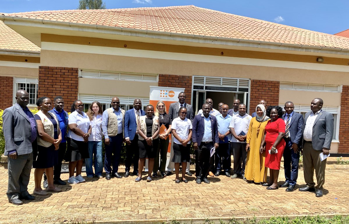 UNFPAUganda's tweet image. Day 1 of the UNFPA EYE Universal Programme mission in the Busoga sub-region began with a courtesy call to Kamuli District leadership. Discussions focused on sustaining the impact of the EYE project and continued support for youth empowerment and #SRHR services.