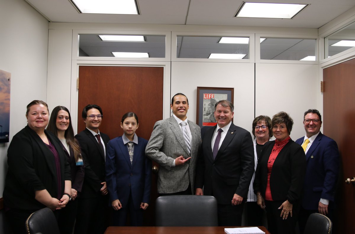 Senator Mike Rounds tweet media