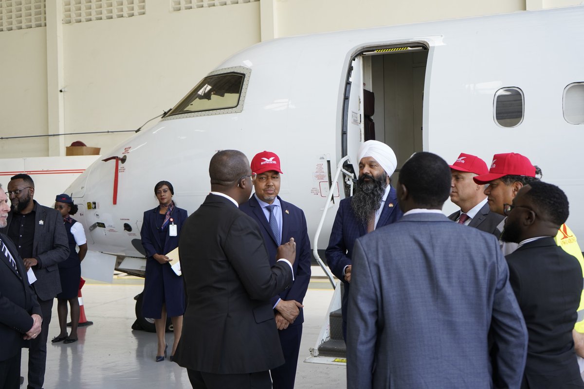 Skyward Airlines tweet media