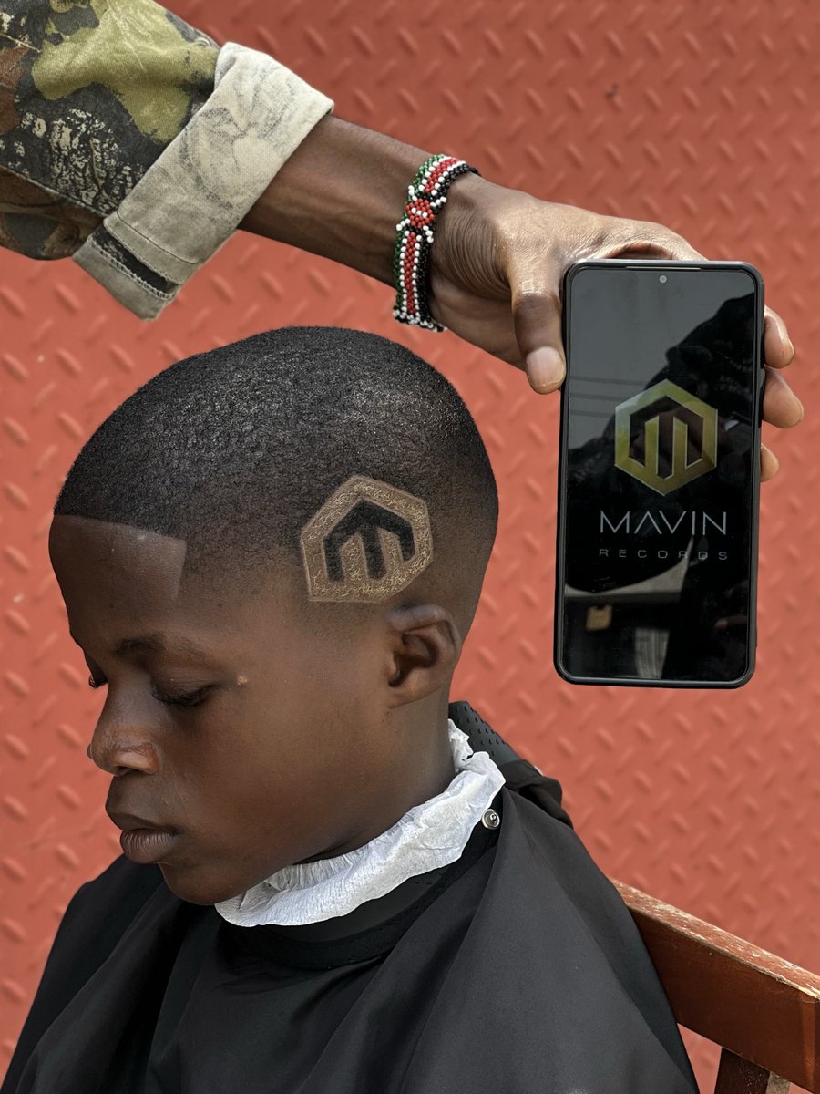 Tronics the HAIRGINEER tweet media