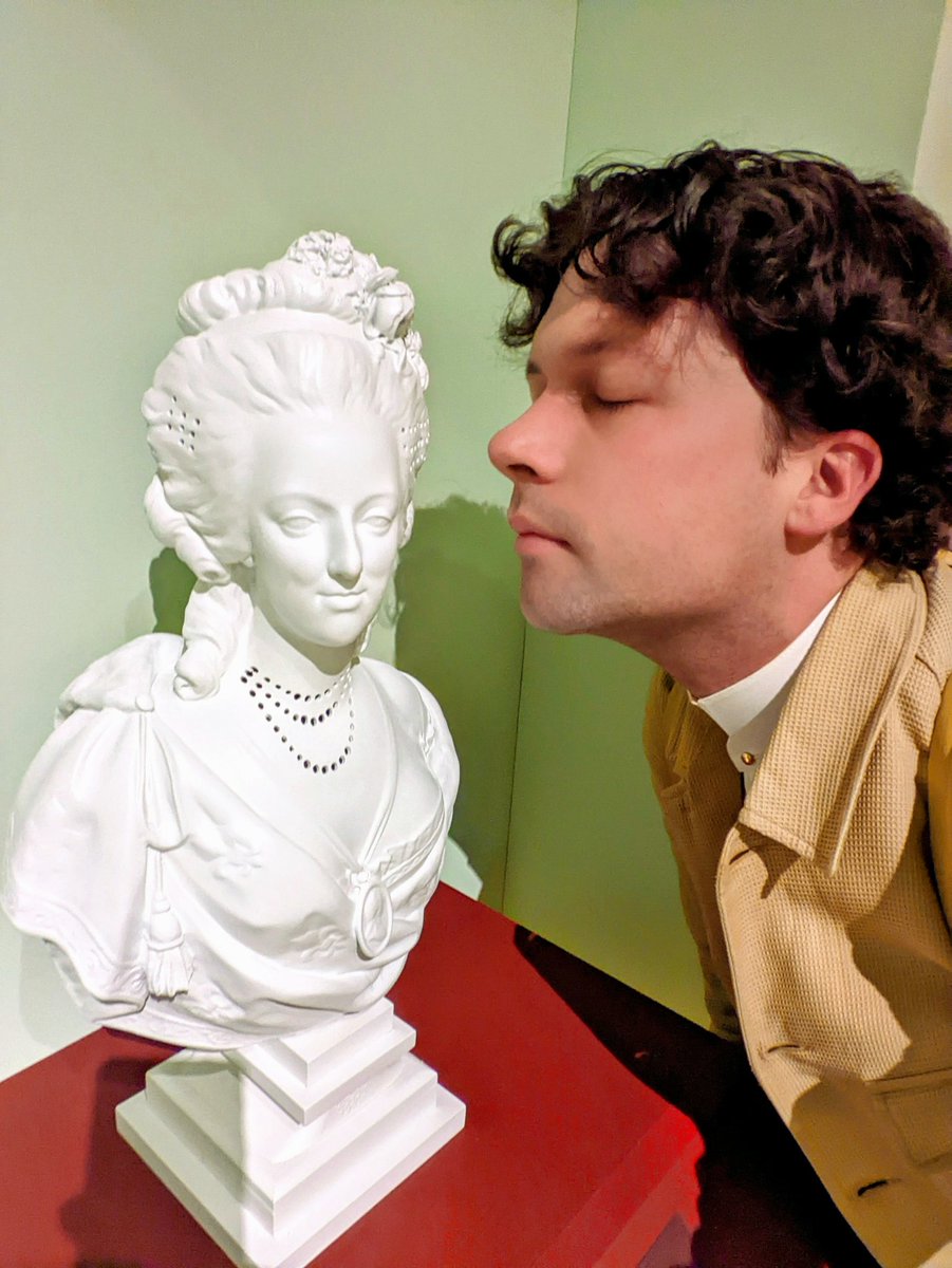 Liam R. Findlay 👃 tweet media