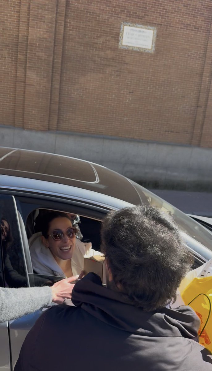 Quince; Y que quince🤟🏻🤍
<a href="/_MaluOficial_/">Malú</a> 
#SieteNochesMalú