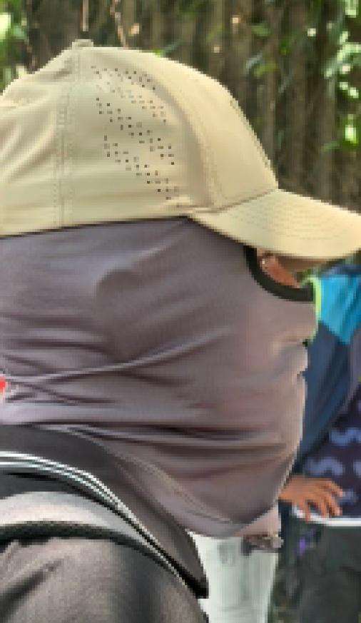 Bloqueo en sede administrativa de Medellín.
Qué esconden? Por qué se cubren el rostro? Indígenas???
Recordemos como fue el estallido social 2021 que terminó en tomas guerrilleras con alianzas del ELN.