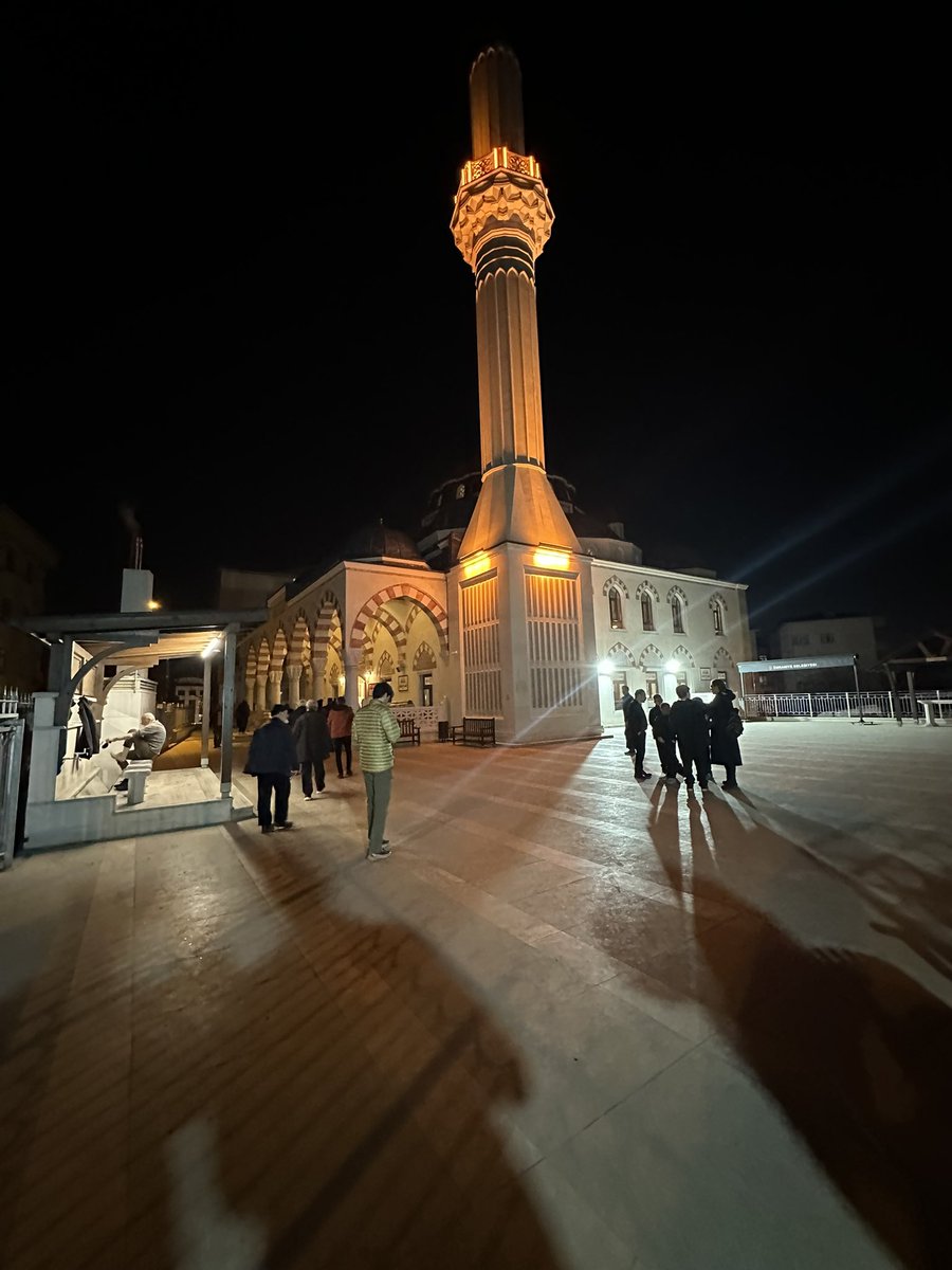 Efe Özgür tweet media