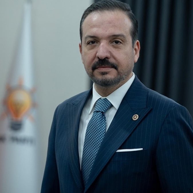 SİYAH SANCAK tweet media