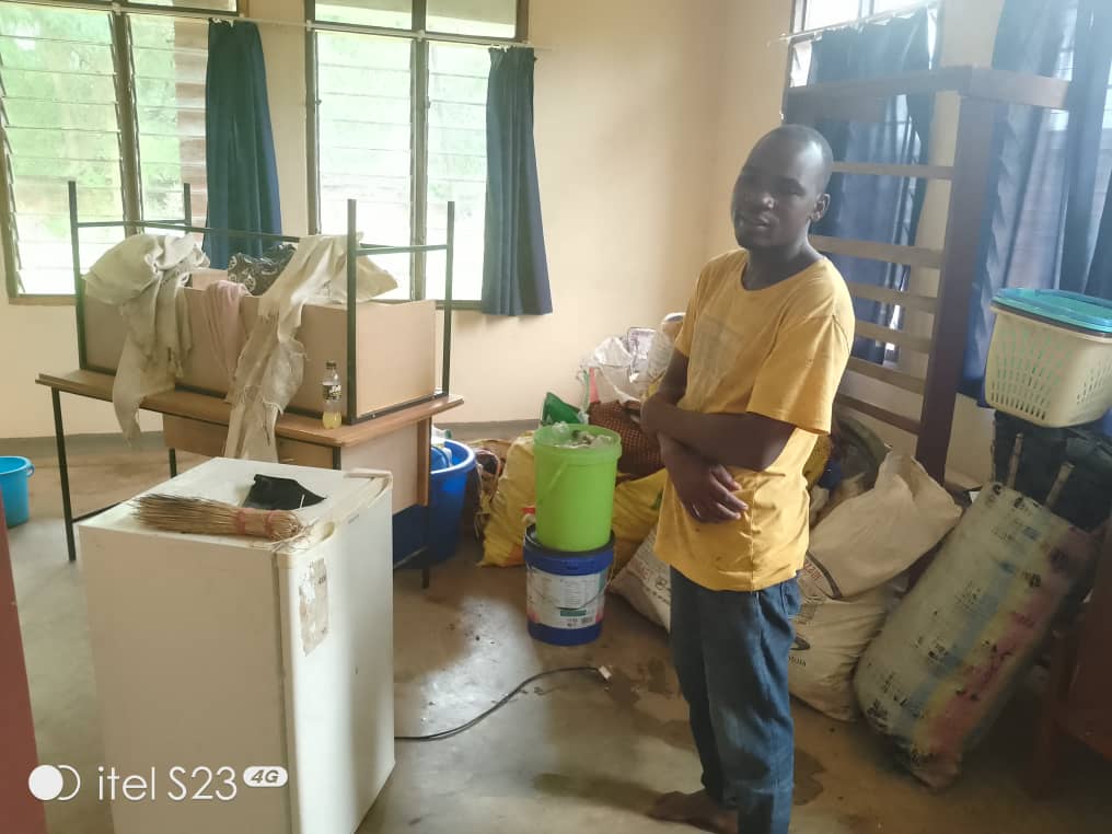 owoffoundation's tweet photo. Severe rains in Malawi have devastated communities near schools supported by the One World One Family Foundation.

Homes destroyed. Food supplies lost. Families displaced.

Our team has opened temporary shelter for affected families.
Contribute--https://t.co/X2dGgUolGW https://t.co/uL1c32Aihw