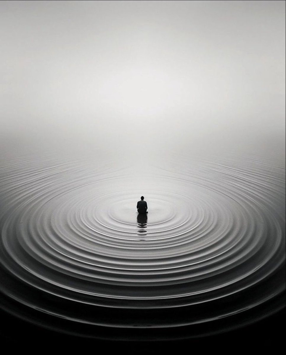 أفضَلُ طَرِيقٍ إلَى القُوَّة ، إِتقَانُ الهُدُوء  ..!!!