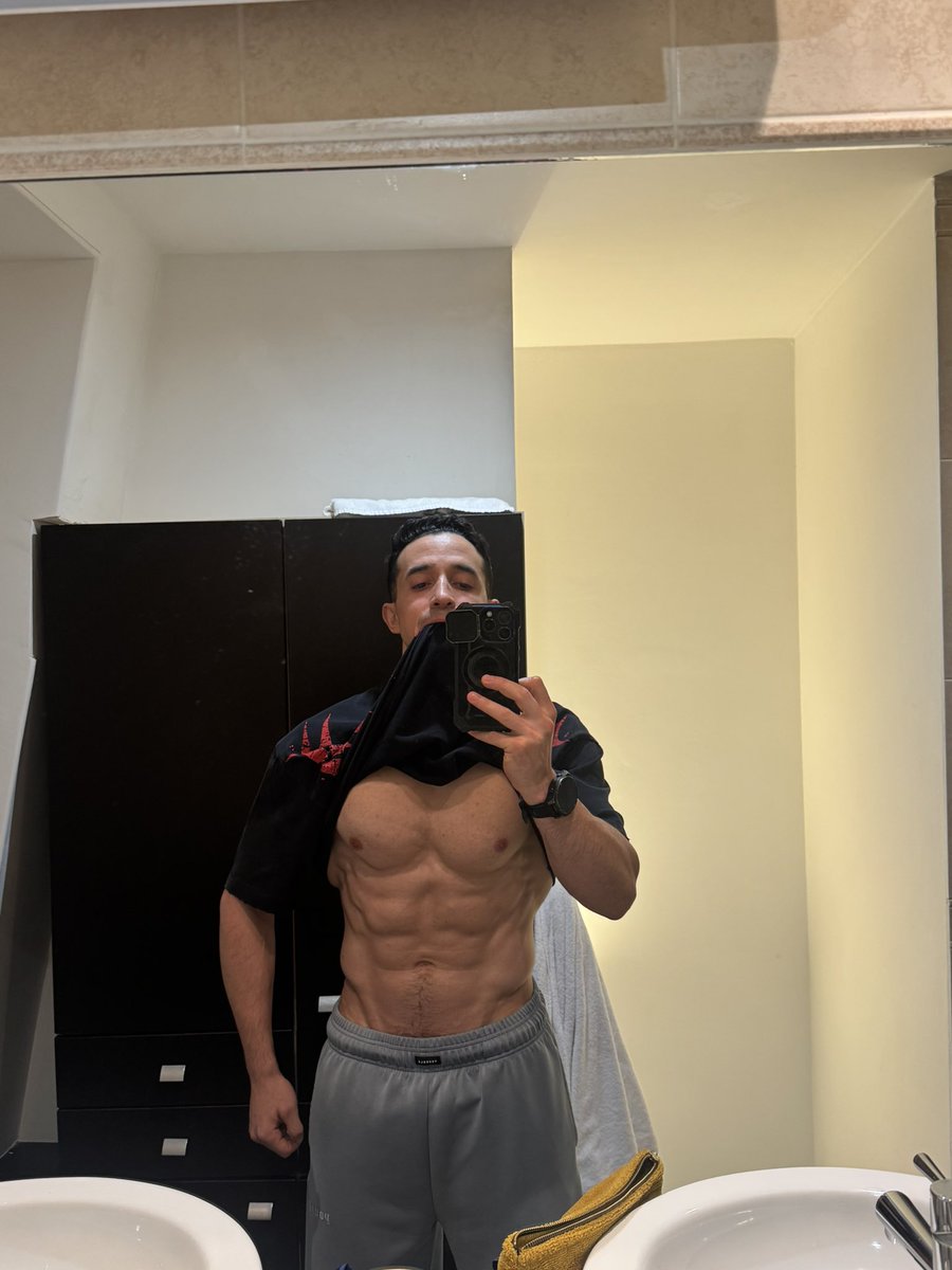 Tibo InShape tweet media