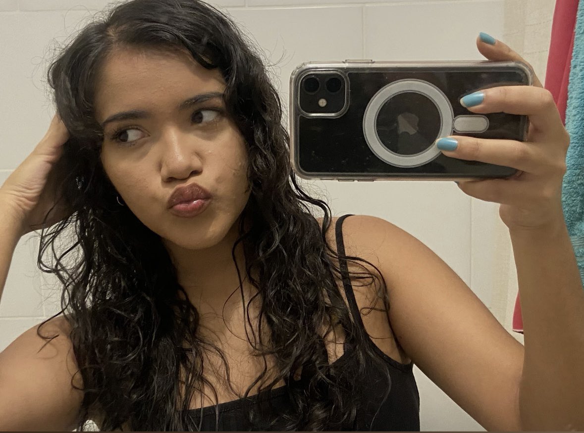 emily 🌷 tweet media