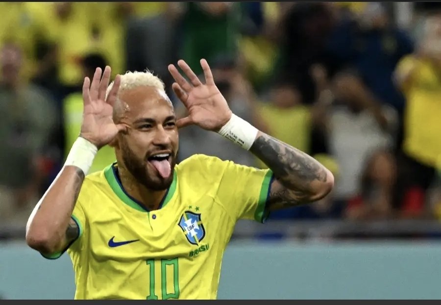 Matheus M Florêncio 🇻🇦⛪️🇧🇷 tweet media