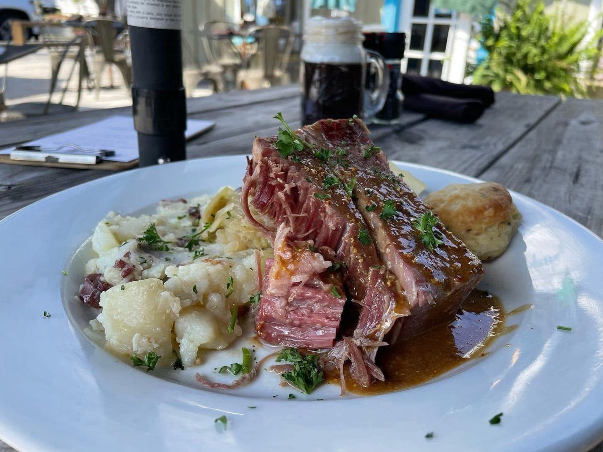 Fresh on the Menu tweet media