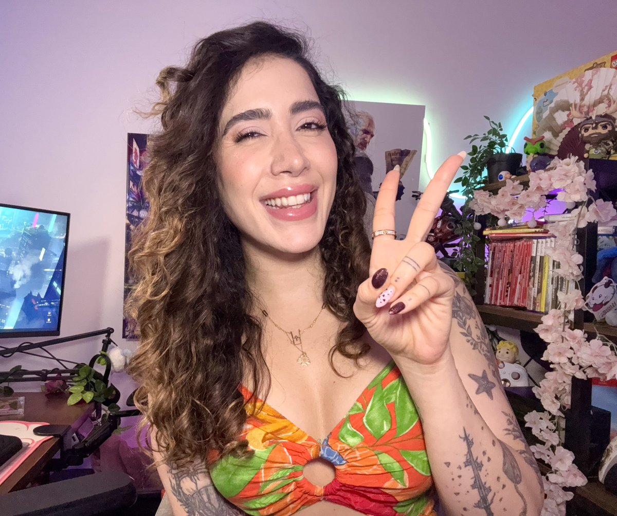 🇱🇧 Miss Bubbles tweet media