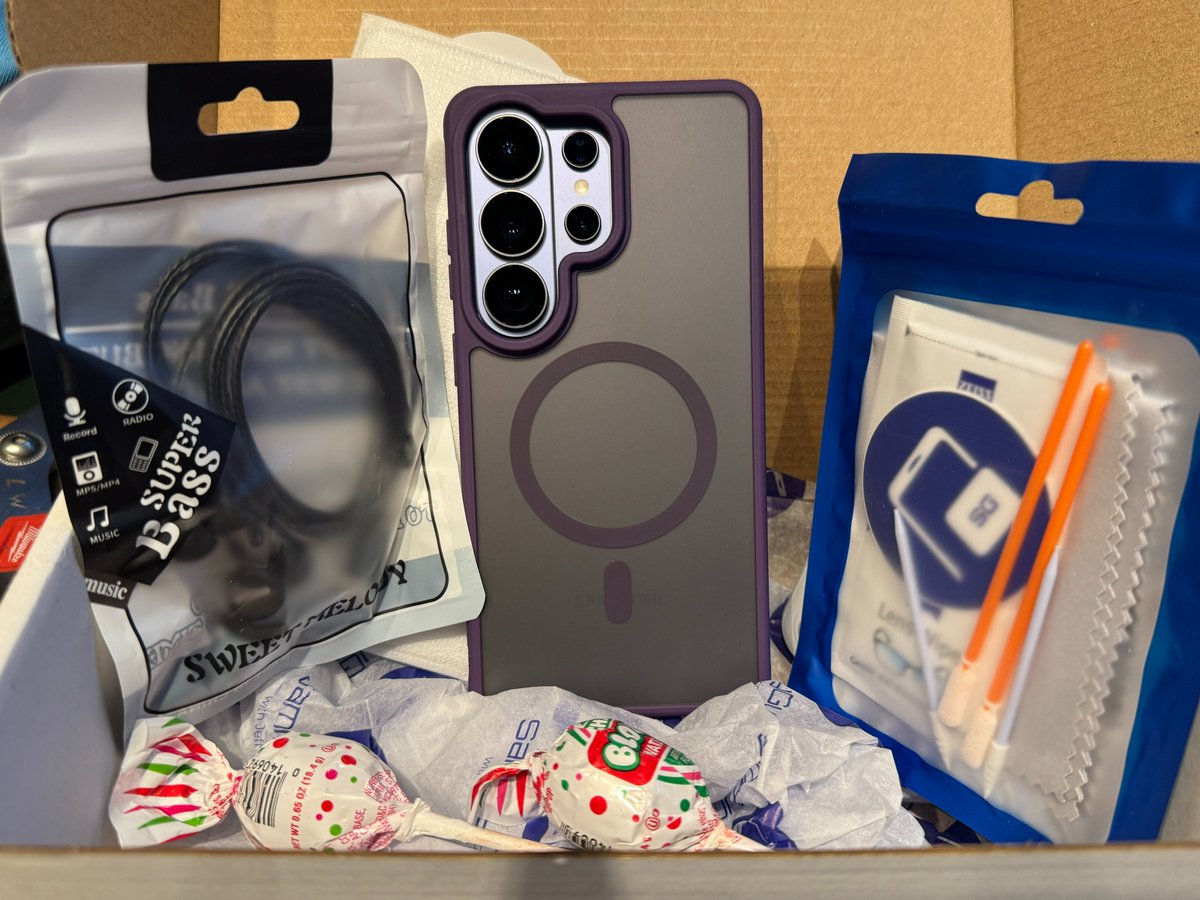 Larry S White tweet media