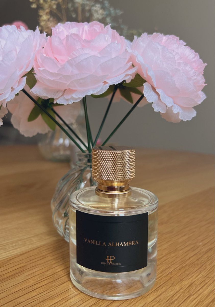 Hijaz parfum fan account tweet media