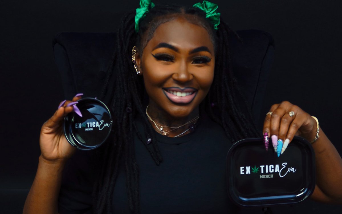 Exotica Eva tweet media