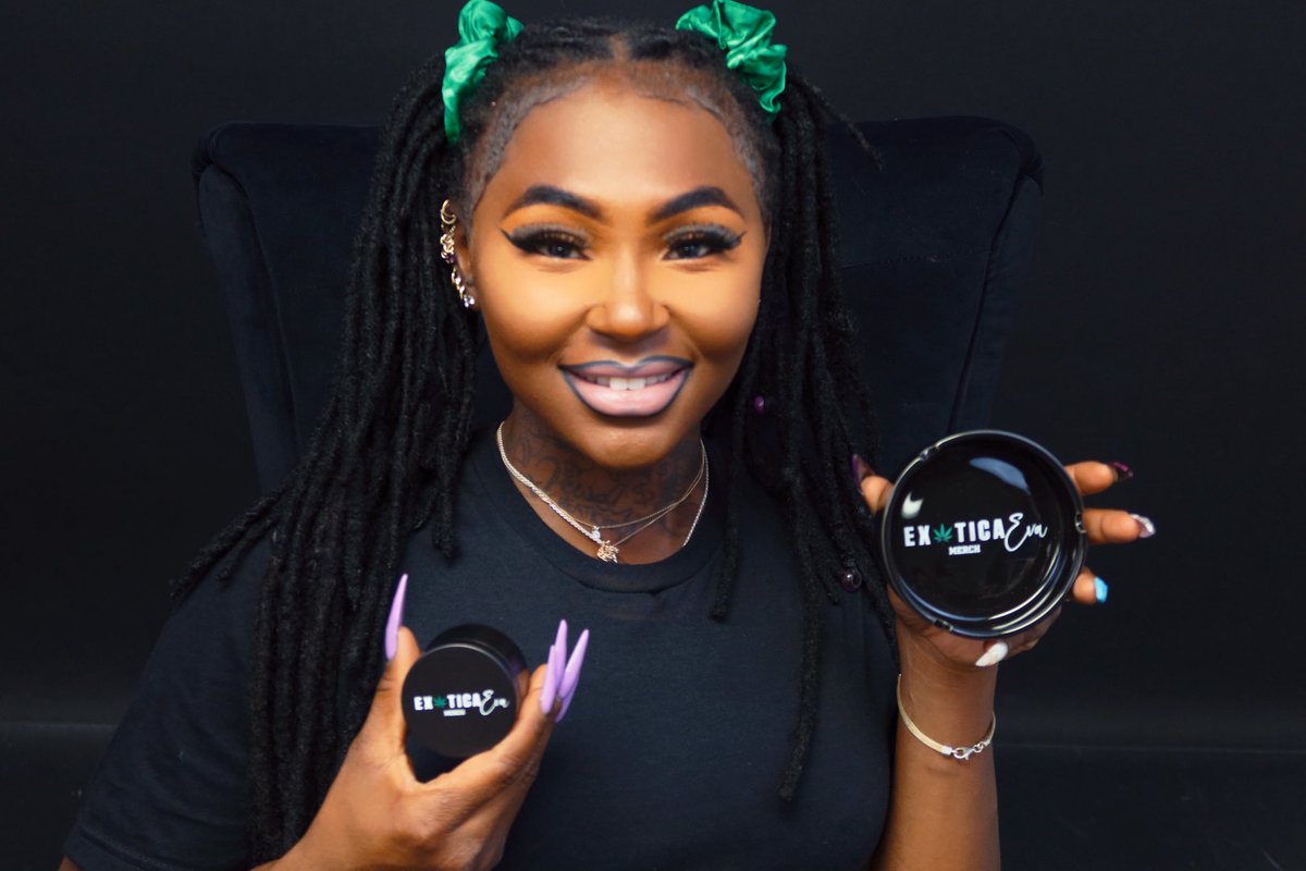 Exotica Eva tweet media