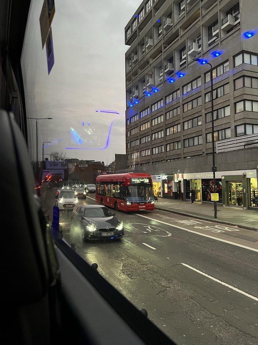 Amira 🩷 tweet media