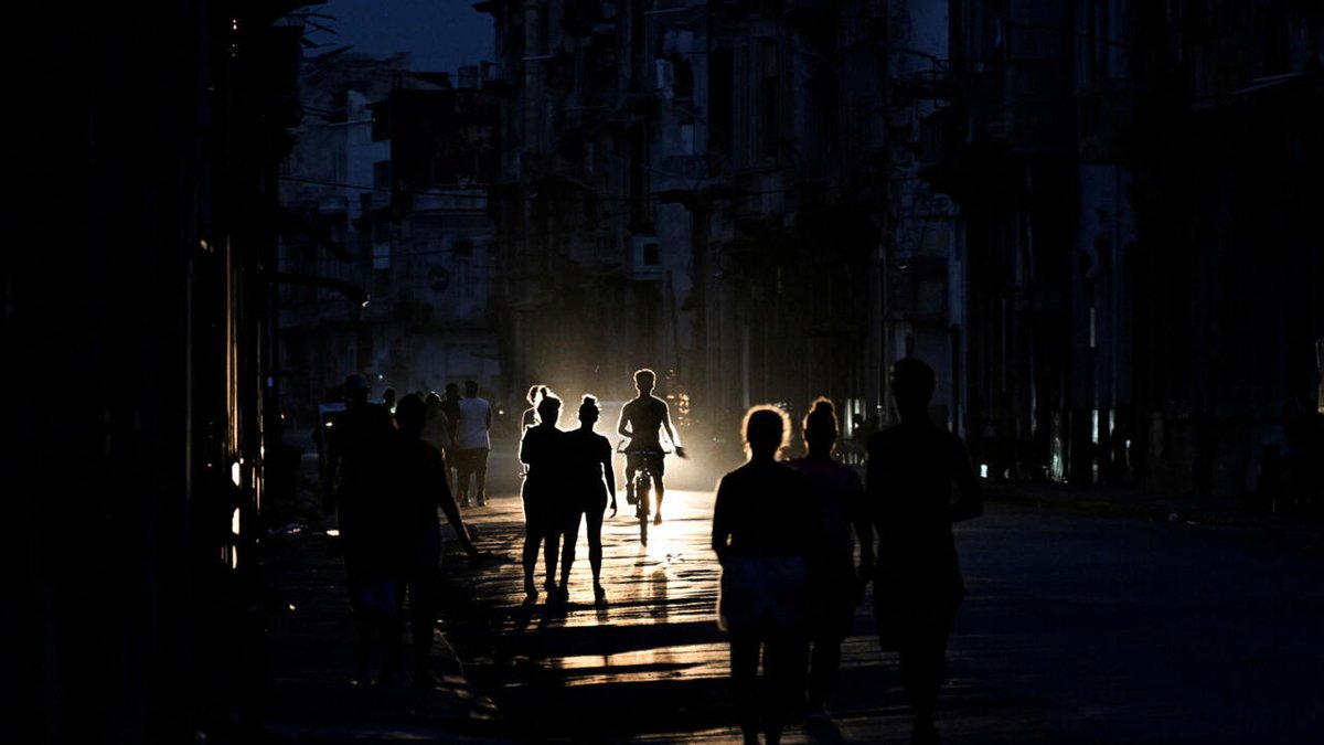 BREAKING: Cuba hit by a nationwide electrical blackout.

Cuba’s electrical grid has suffered a complete collapse, causing a
nationwide blackout.