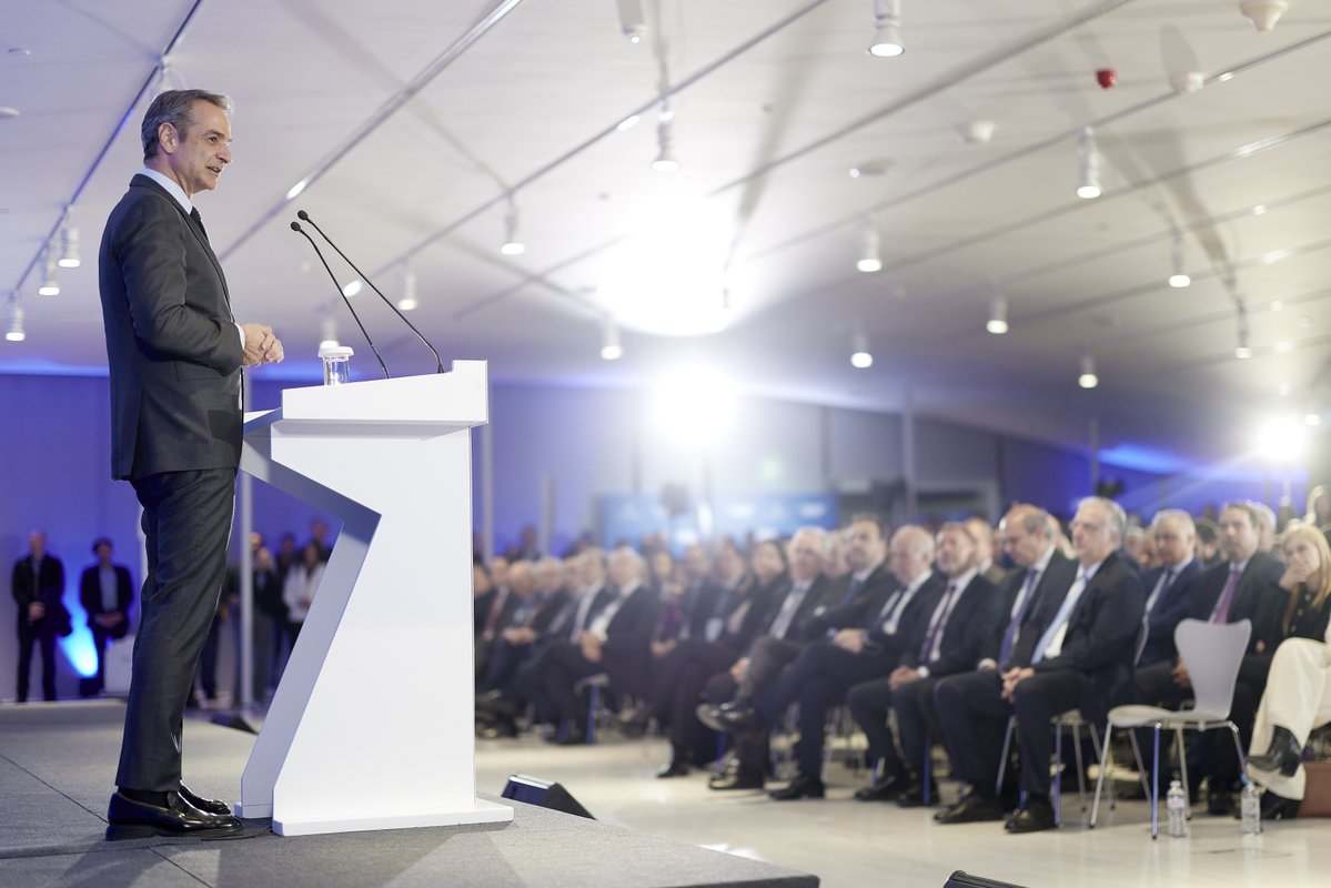 Prime Minister GR tweet media