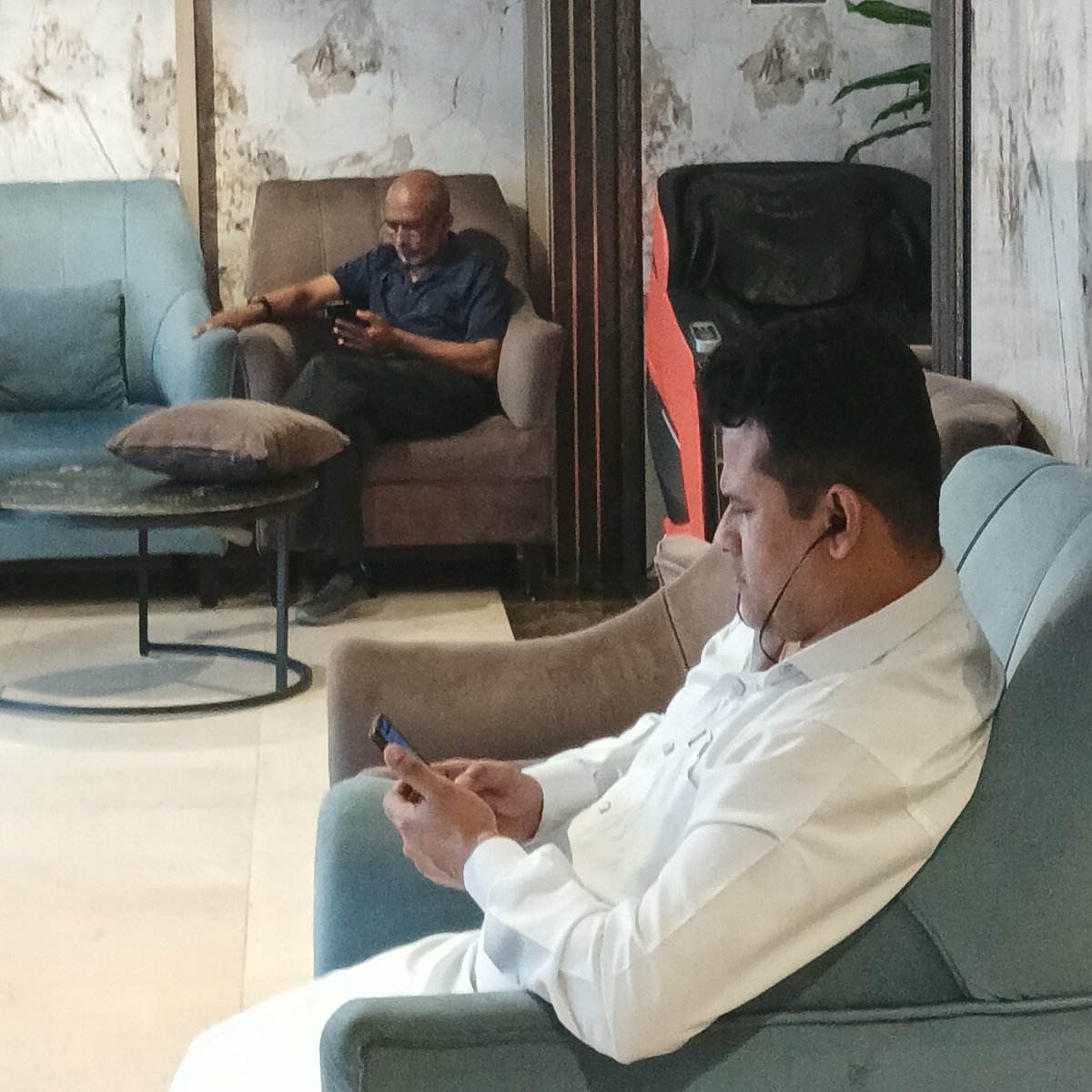 Update

I’ve just received an image from Saudi Arabia 🇸🇦 showing PSM Managing Director Shakeeb relaxing after a massage.

Guizzu paid for his Umrah trip (3-26 Mar, 2026), so he can stay there and avoid MDP and scrutiny.