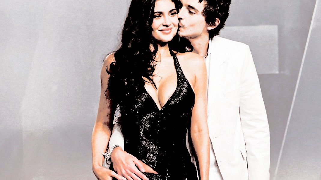 ℒ𝑎𝑢𝑟𝑒𝑛 tweet media