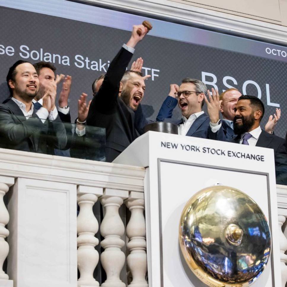 jussy_world's tweet photo. Not long ago, SOL was trading around $8

FTX collapsed
Alameda was liquidating
The SEC called SOL a security
Robinhood delisted it

The network had outages
CT called it dead

Fast forward today:

> 496B+ transactions processed
> $3.3T+ total trading volume
> $17.4B+ stablecoins onchain
> $1.7B+ tokenized RWAs
> Solana leads all chains in dApp revenue

Multiple spot SOL ETFs are live with $978.82M in total net inflows

Visa. PayPal. Stripe. Shopify. Western Union.

All building on Solana

And being able to trade almost any asset class onchain:

crypto
stocks
commodities
RWAs
real estate

From $8 and “Solana is dead” memes…

to one of the most active blockchains in the world

6 years of Solana

And more to come