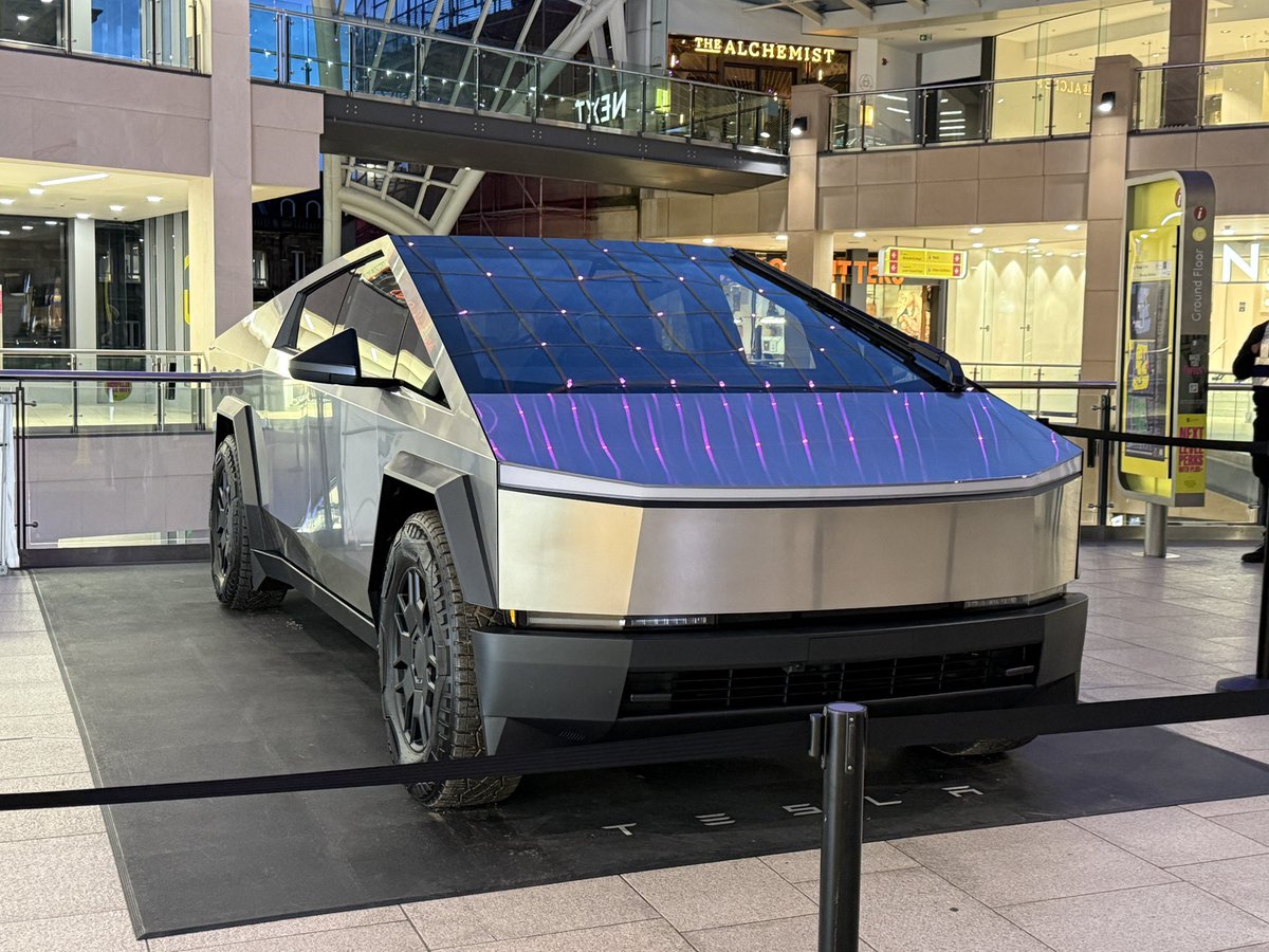 BladeXyber's tweet photo. Never thought I’d see one in the flesh in the UK 👀 #tesla #cybertruck #shiny #cyberquad https://t.co/f54lYsRe6e