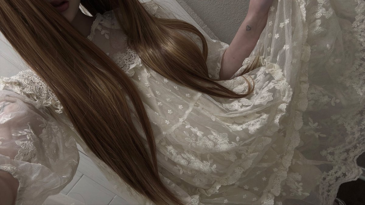 𝗹𝘂𝗹𝗶𝗻𝗮 tweet media