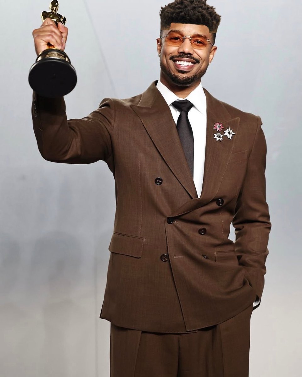 Meshkiey tweet media