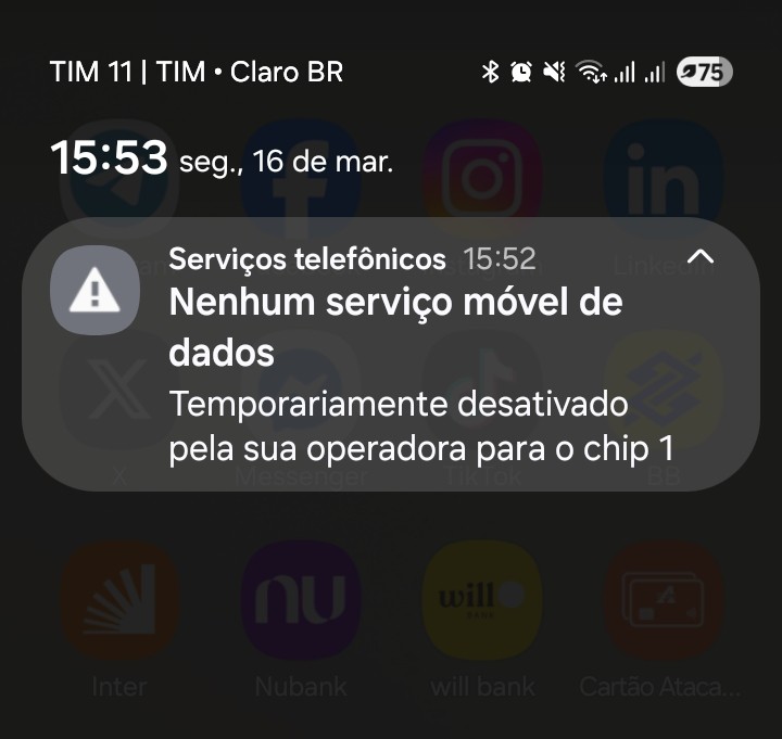 jeff_jrb's tweet photo. Fico me perguntando o por quê  todos os dias após as 15h, o sinal da @TIMBrasil fica oscilando, na #avpaulista ?? https://t.co/TzSkW8eY4C
