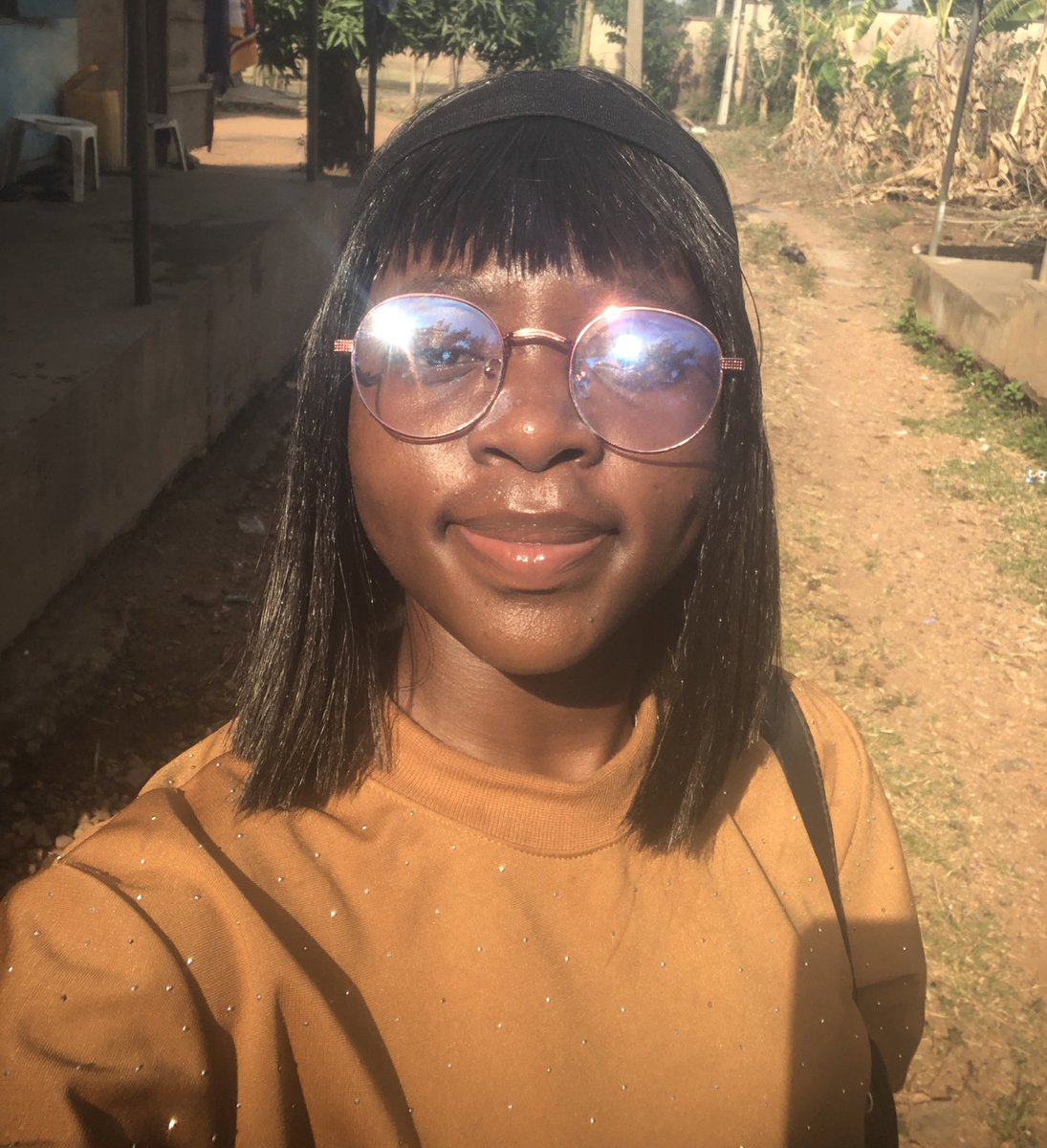 Light M Anuoluwa tweet media