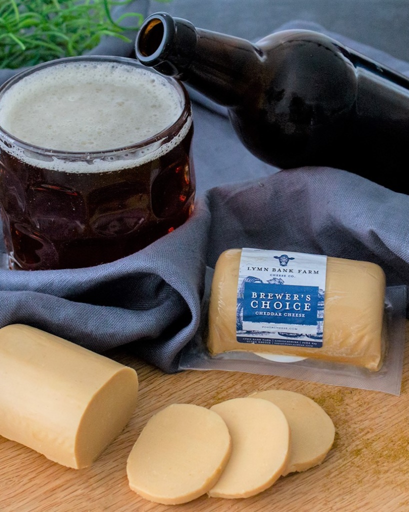 The Chuckling Cheese Company tweet media