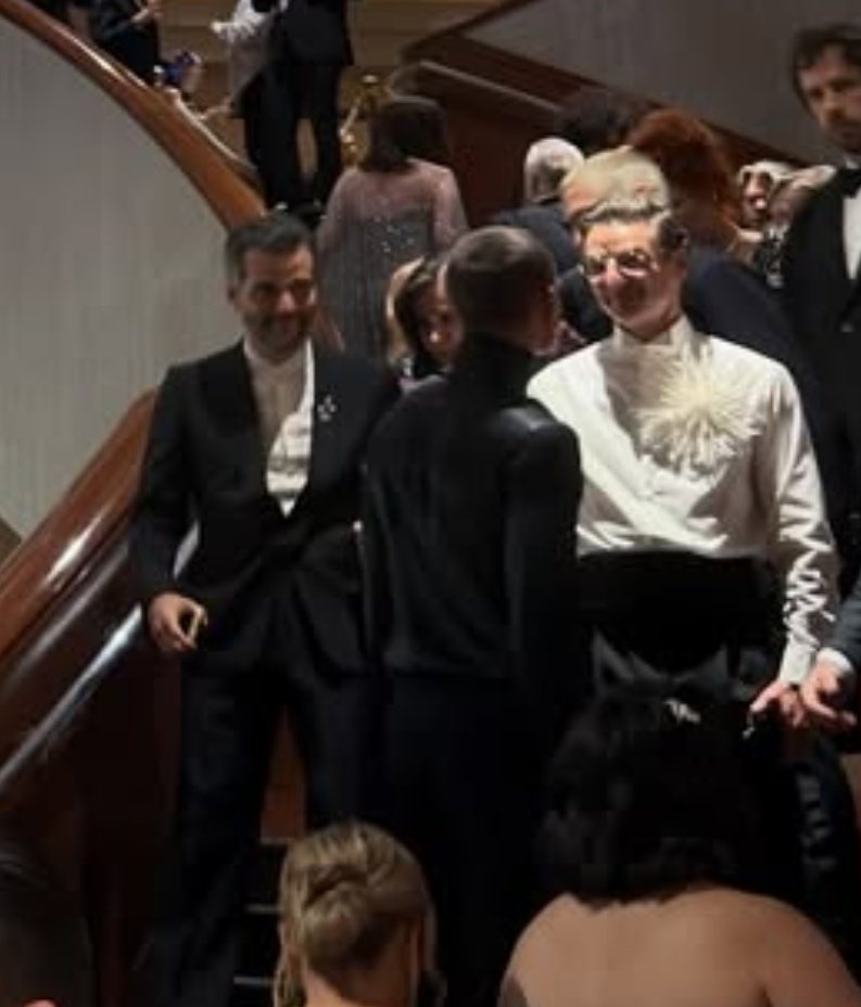 angel ✮ tweet media