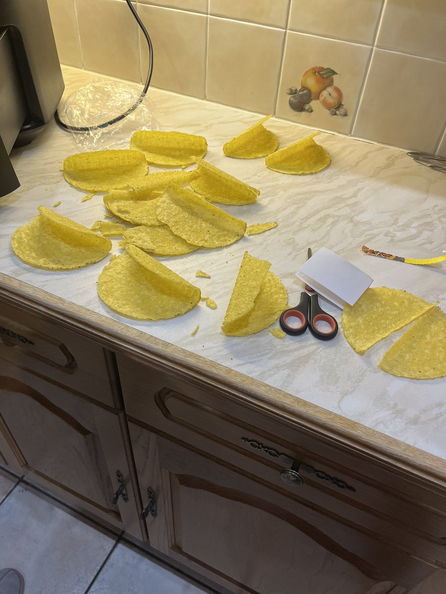 Lorna Shillito tweet media