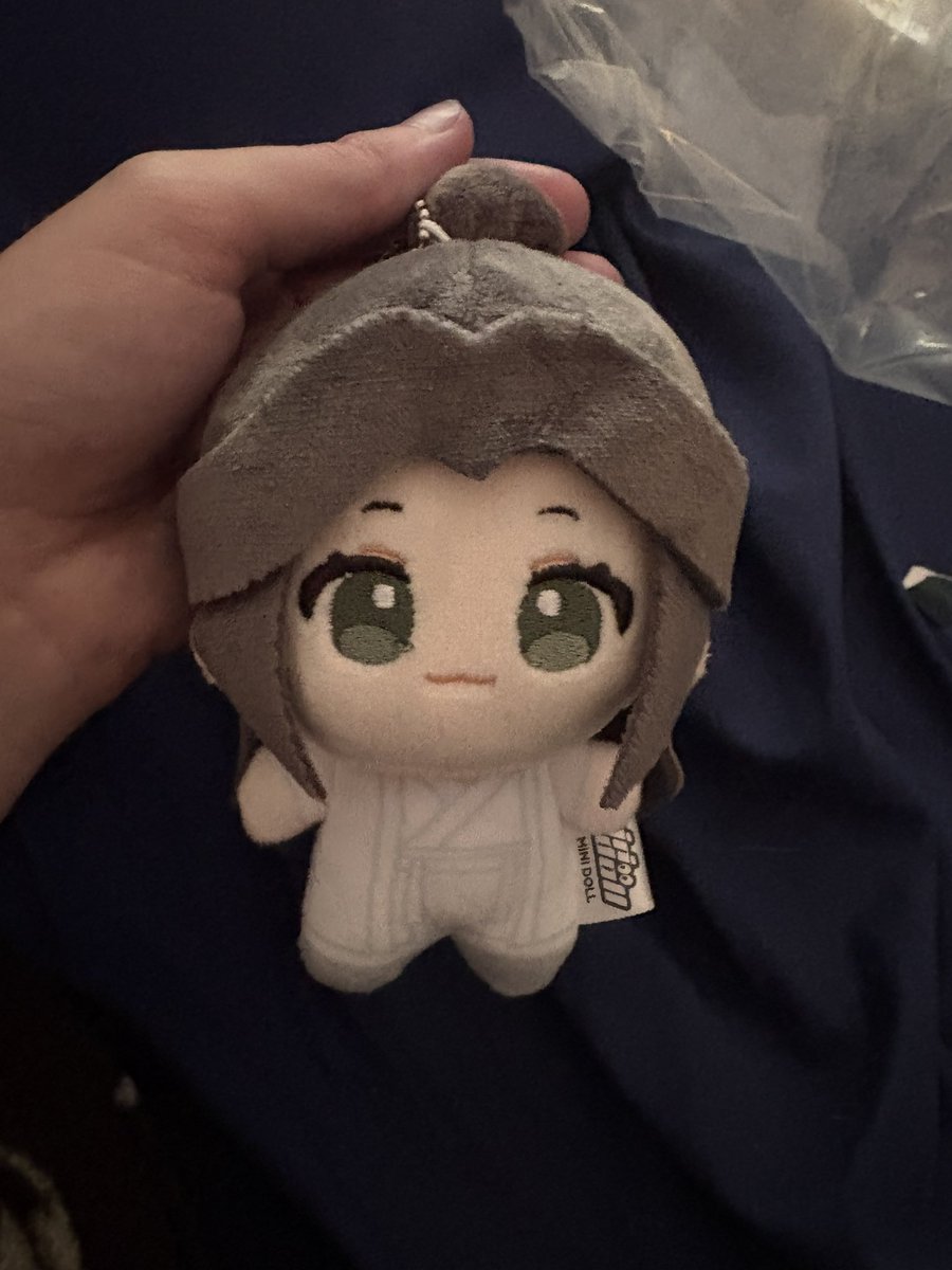 grey (= ⩊ =)೨ tweet media