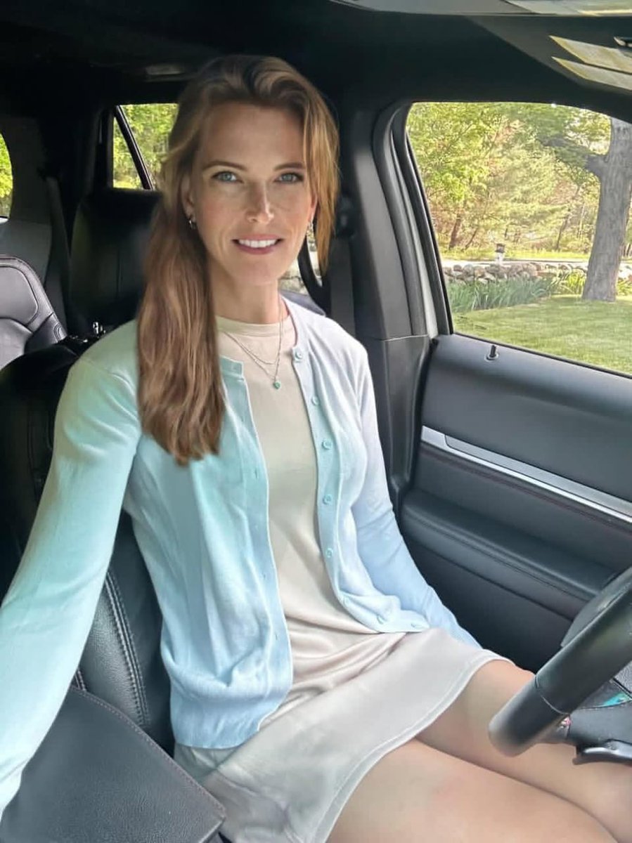 Tahira Sanam tweet media