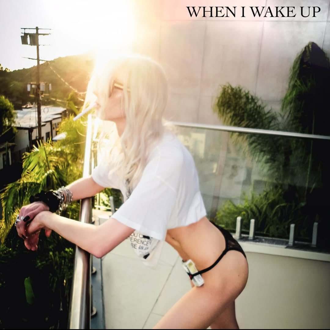 The Pretty Reckless Source tweet media