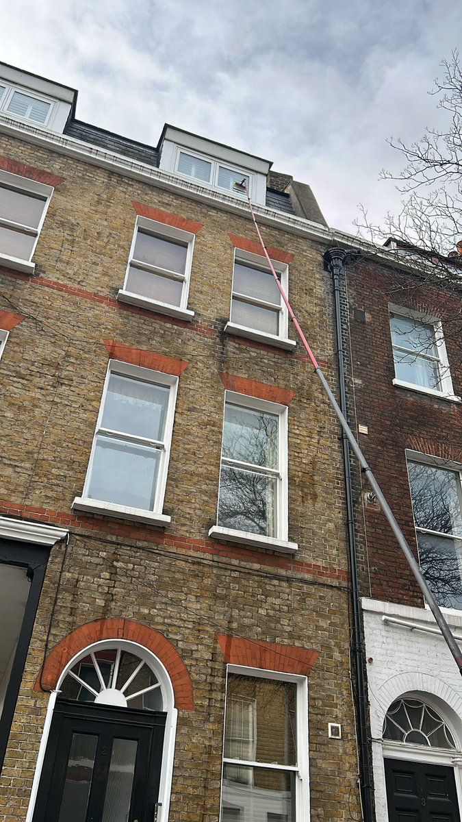 Efficient Cleaning Services tweet media