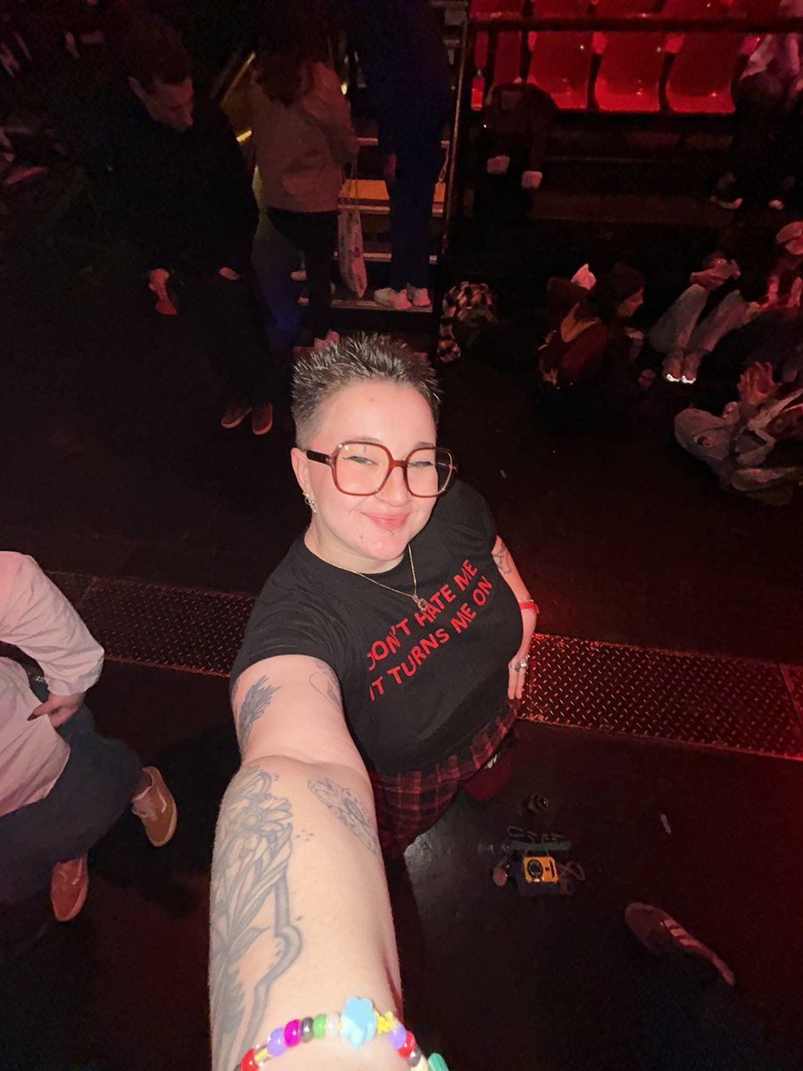 lesbiemmmm's tweet image. #justsayin