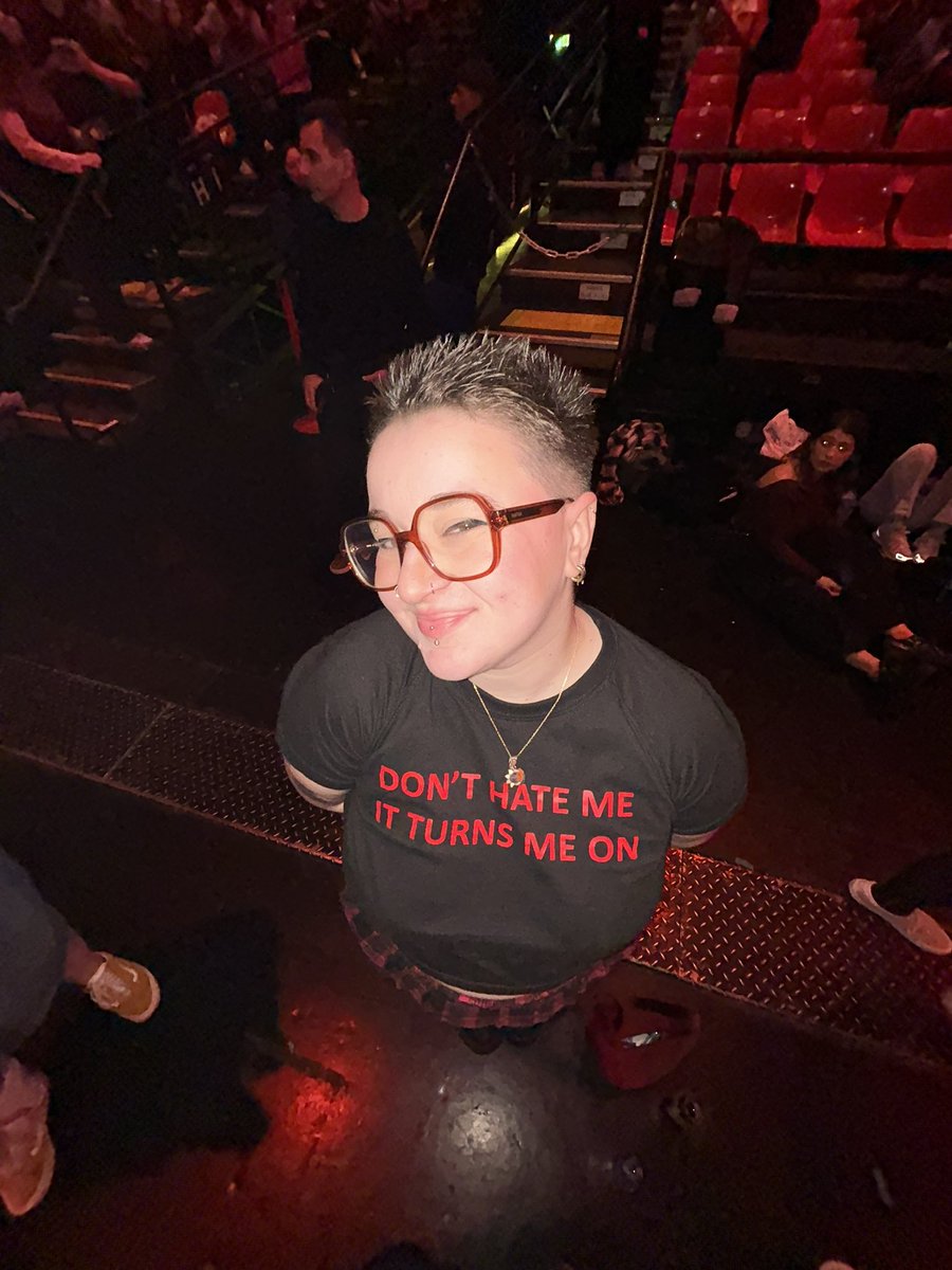 lesbiemmmm's tweet image. #justsayin