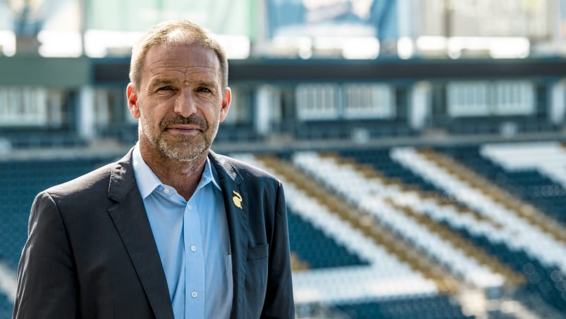 Tom Bogert tweet media