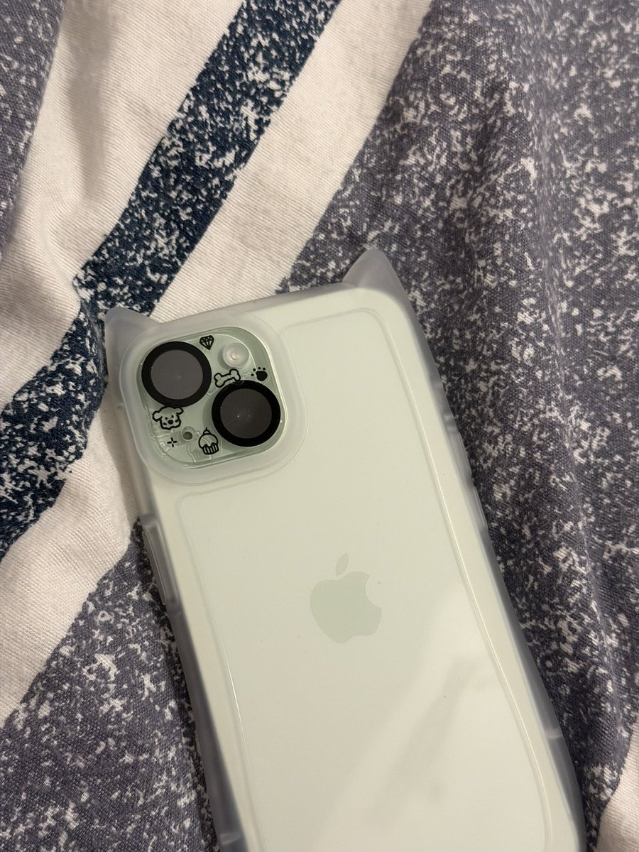 i looooove my new case 😅🥹