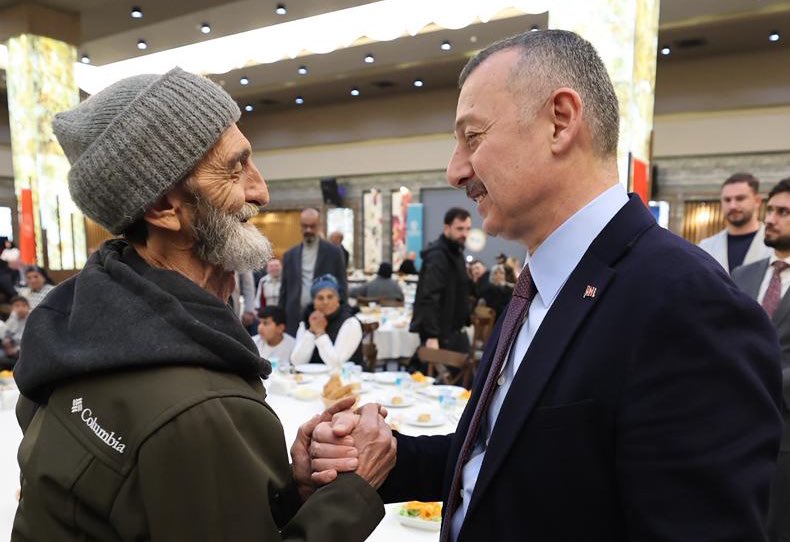 Tahir Büyükakın tweet media
