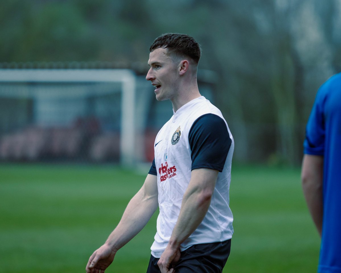 Kings Langley FC tweet media