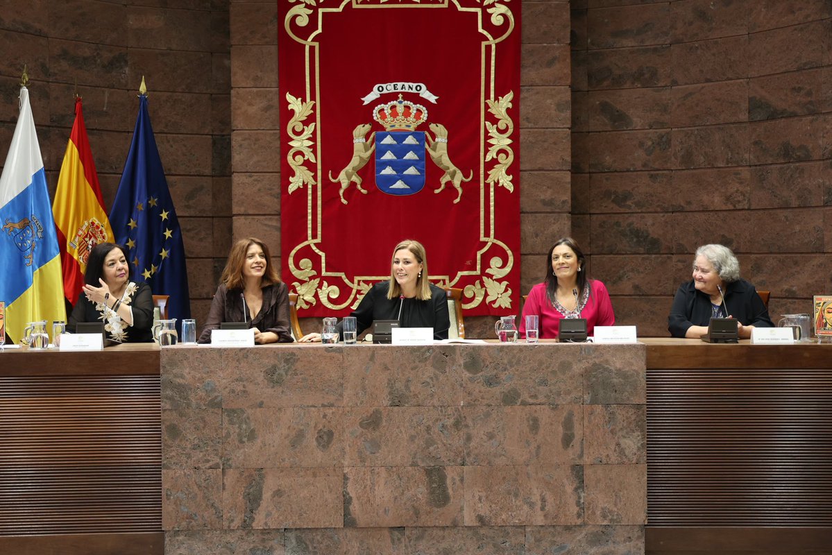 Parlamento Canarias tweet media