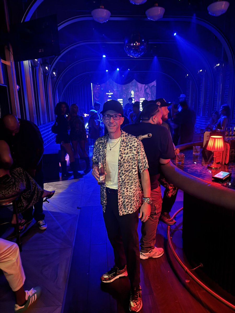 Coach Hop tweet media