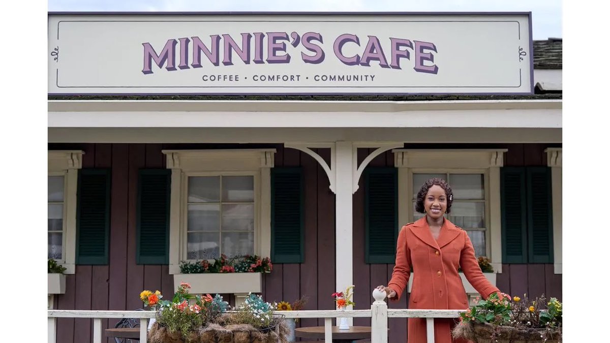iheart_cambodia's tweet image. Minnie's Cafe!!! 💜

#Hearties #WCTH #WhenCallsTheHeart